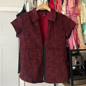 SWITCHBLADE STILETTO red black lace hook and eye goth short sleeve top